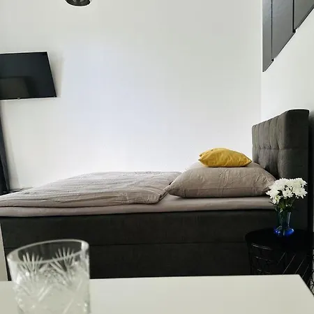 Center Ii Apartment