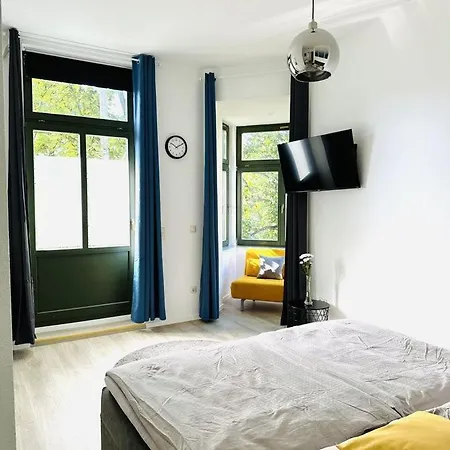 Apartment Center Ii